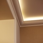 Biały piec kaflowy w klasycznym klimacie Dom Mikołów