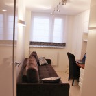 W bieli i fuksji apartament Katowice