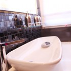 W bieli i fuksji apartament Katowice