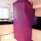 W bieli i fuksji apartament Katowice